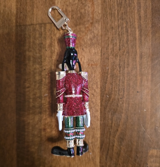 BaubleBar Goofy Keychain - Picture 3 of 5